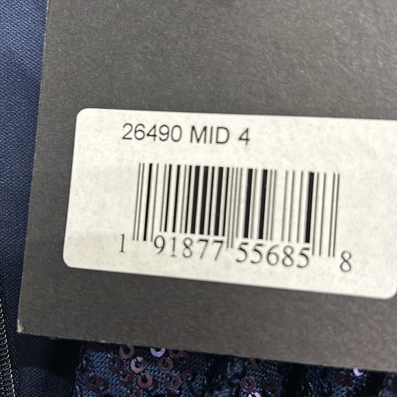 Mac Duggal 26490 NWT SEQUINED LONG SLEEVE GOWN - Picture 6 of 7